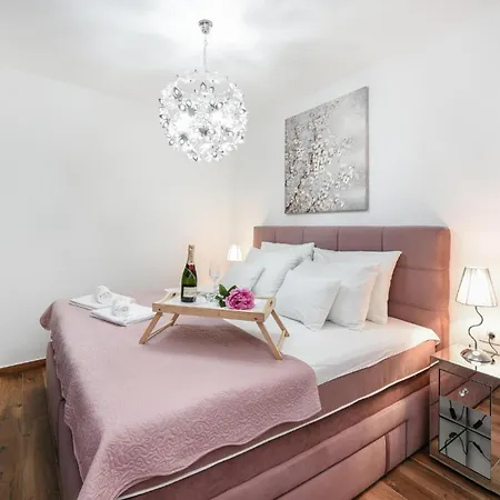 In With Sauna Casa vacanze Zara