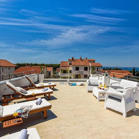 In With Sauna Prázdninový dům *